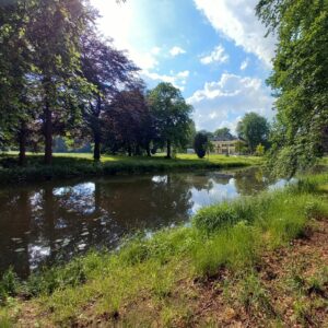 3. Bosbaden op zaterdag. Huis Landfort, Megchelen. Za 1 juni.